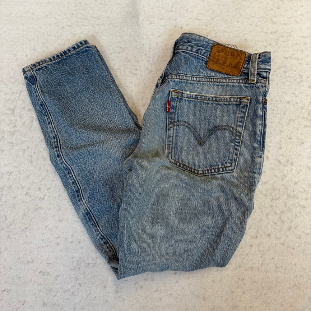Levi's 501 Original Fit Jeans Women W25 Light Wash Straight Leg Button Fly